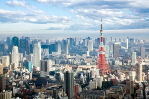 Japan sees catalyst to go cashless